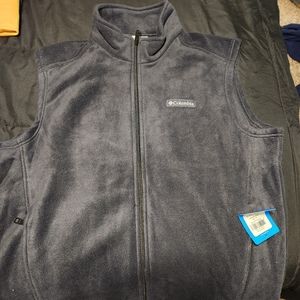 Columbia Vest